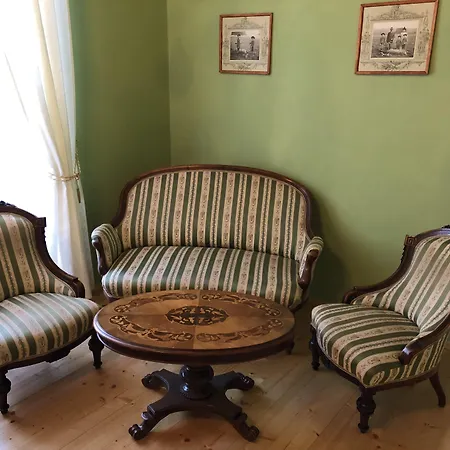 Zamek Lesany Netvořice